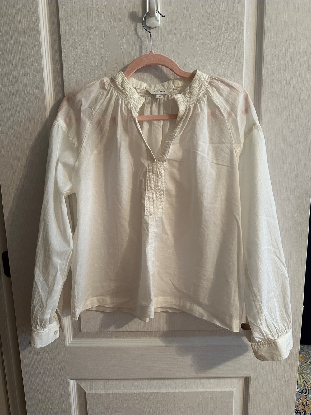 Banana Republic light cotton blouse